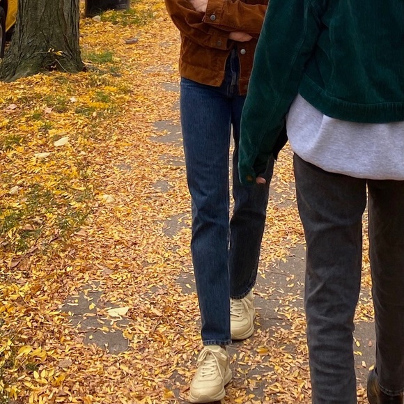 Straight leg button fly jeans in dark blue wash - Picture 8 of 8